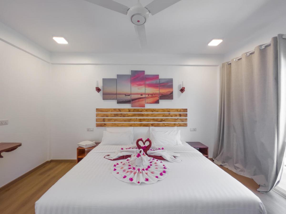Summer Inn Thoddoo Exterior foto